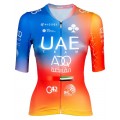 UAE TEAM ADQ2023 dames set (trui + koersbroek) wielerploeg dames