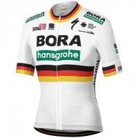 Wielerkleding Profteams 2020 BORA-Hansgrohe Deutscher Meister Wielershirt Met Korte Mouwen Wielerkleding Profteams 2020 BORA-Hansgrohe Deutscher Meister Wielershirt Met Korte Mouwen